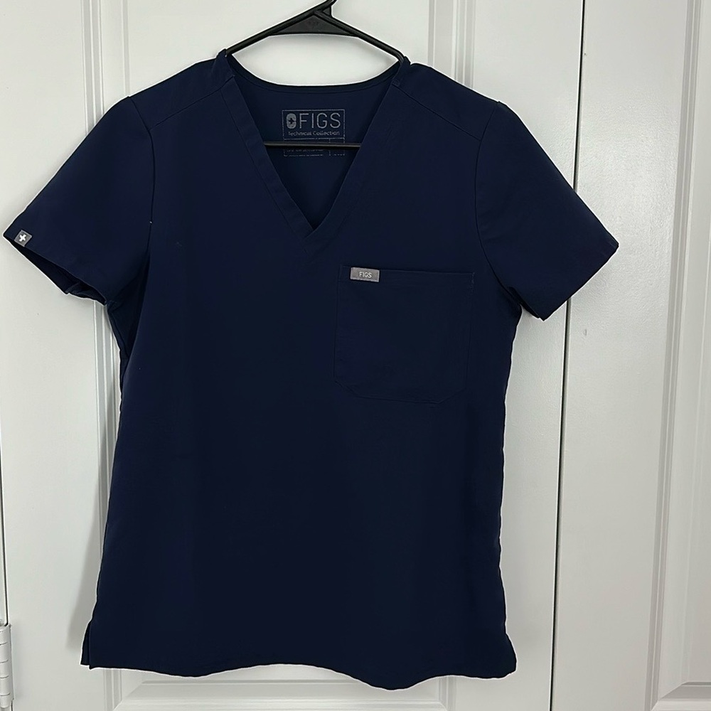 FIGS Nurse Scrub Top
